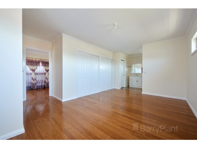 1/9 Hayden Road, Clayton South VIC 3169