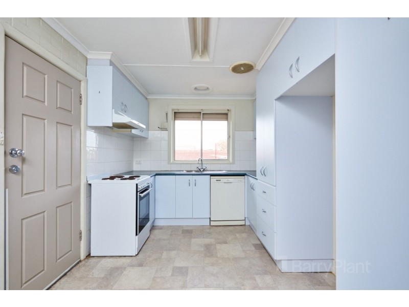 3/33 Gladstone Road, Dandenong VIC 3175