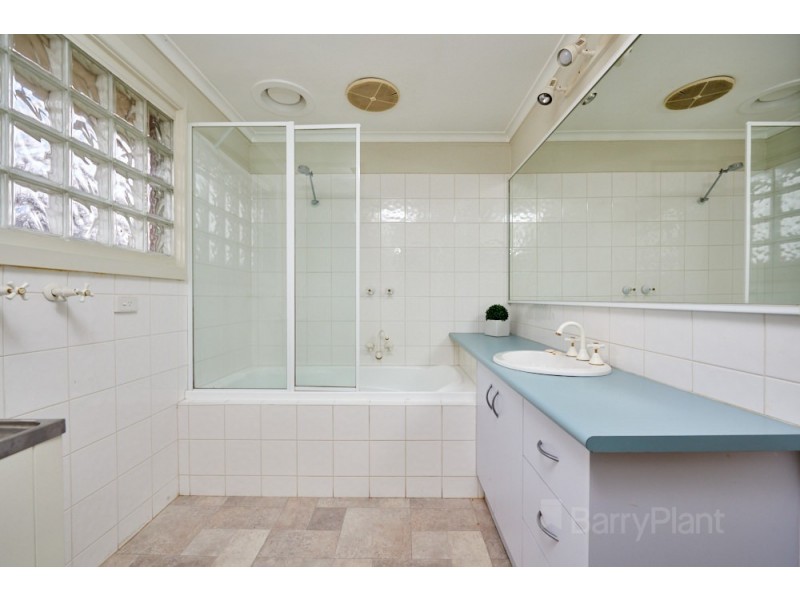 3/33 Gladstone Road, Dandenong VIC 3175