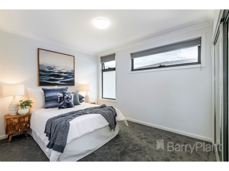8 Perissos Place, Keysborough VIC 3173