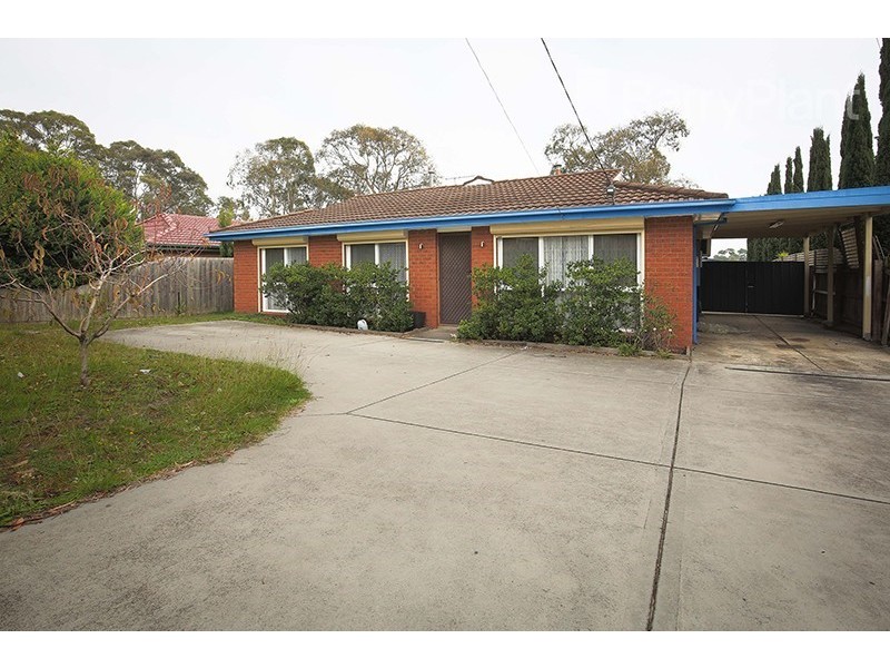 11 Sinclair Court, Hampton Park VIC 3976