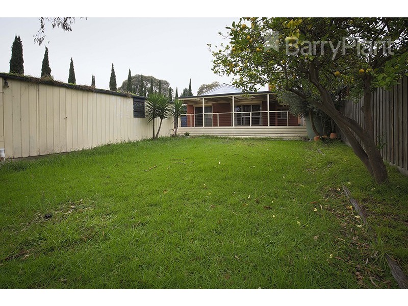 11 Sinclair Court, Hampton Park VIC 3976