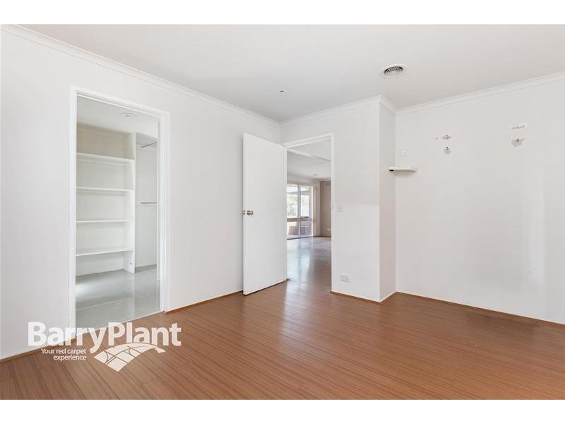 80 Liverpool Drive, Keysborough VIC 3173