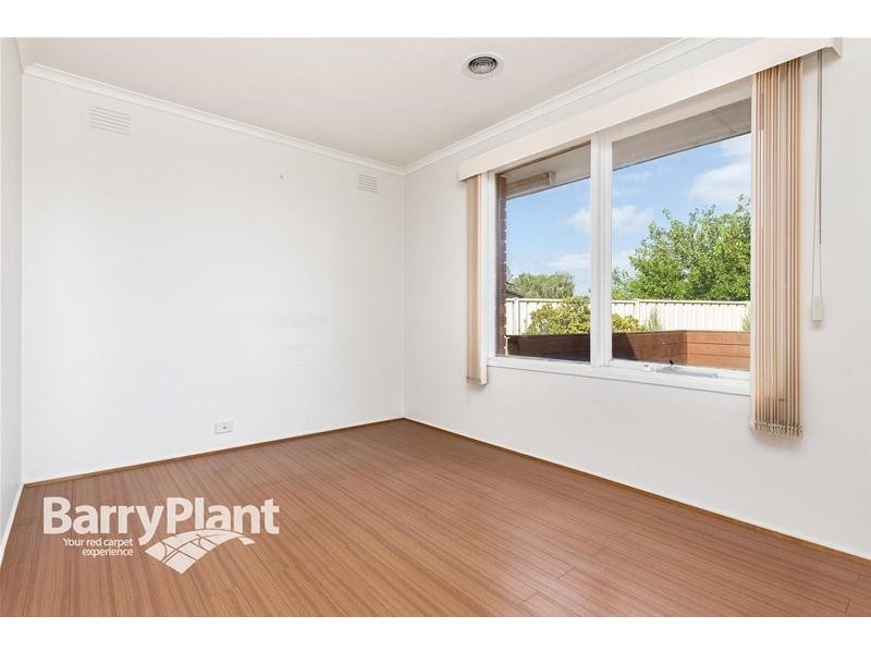 80 Liverpool Drive, Keysborough VIC 3173