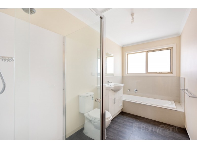 2/27 Sarton Road, Clayton VIC 3168