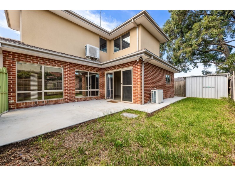 2/27 Sarton Road, Clayton VIC 3168