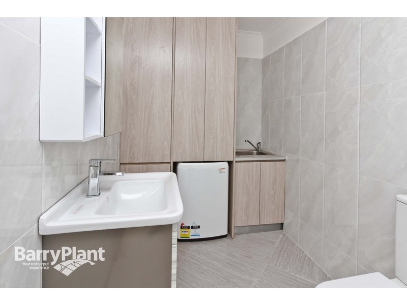 4/10 Llewellyn Place, Eumemmerring VIC 3177