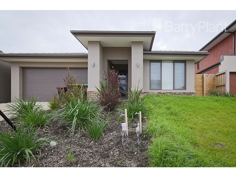 208 Clarendon Drive, Keysborough VIC 3173