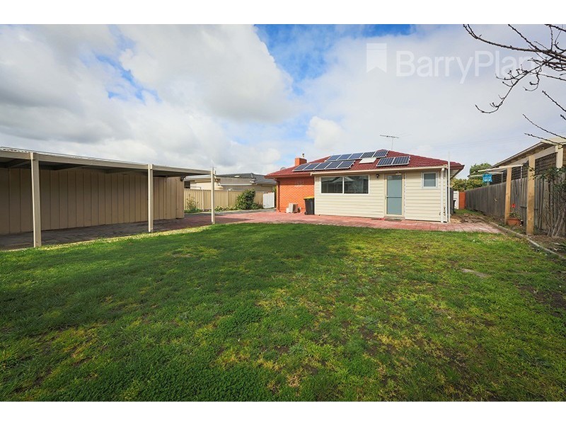 31 Halton Road, Dandenong North VIC 3175