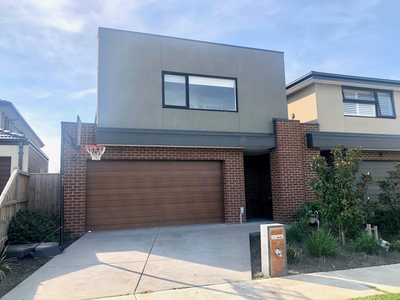 10 Solsbury Crescent, Keysborough VIC 3173