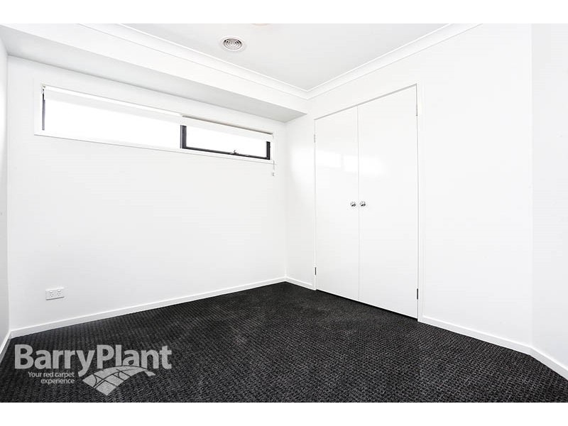 10 Solsbury Crescent, Keysborough VIC 3173