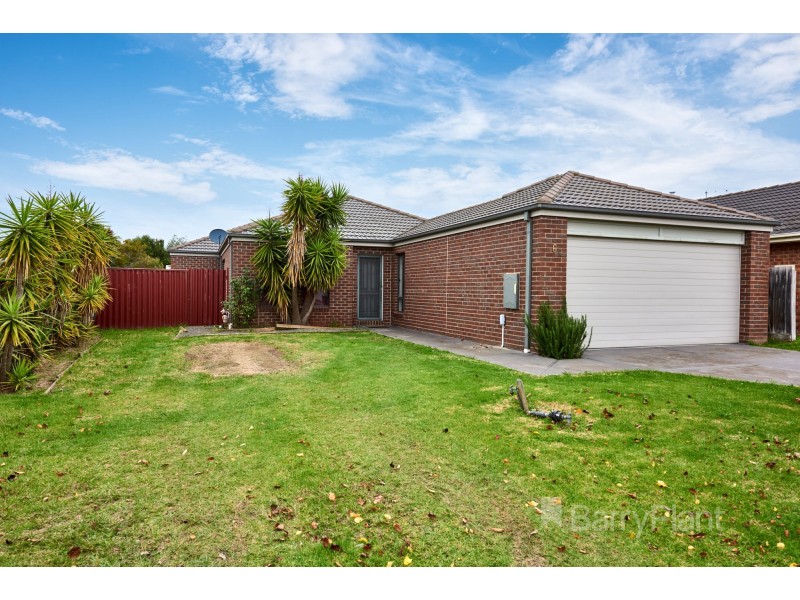 6 Hayes Court, Pakenham VIC 3810