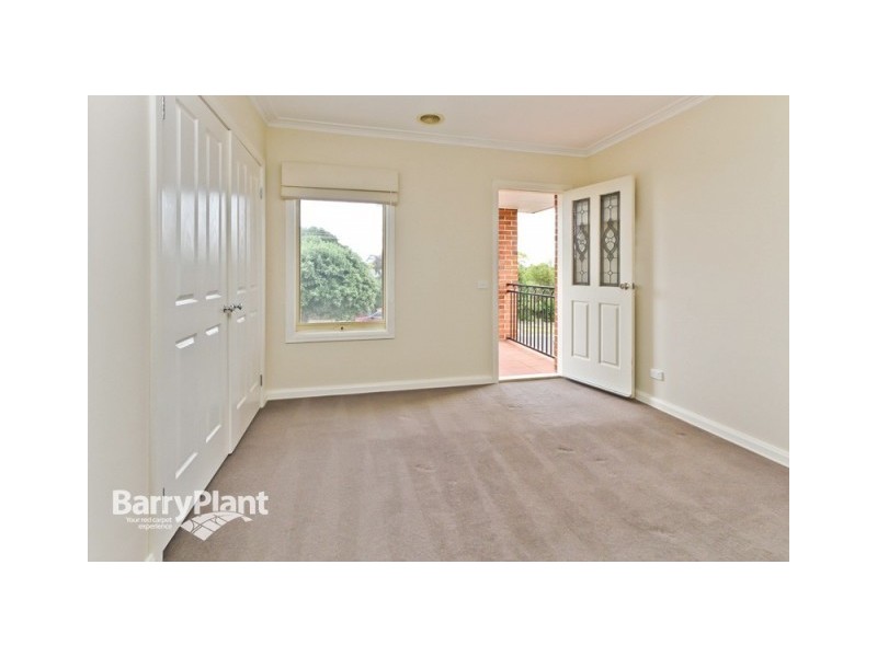 16a Somerset Drive, Dandenong North VIC 3175