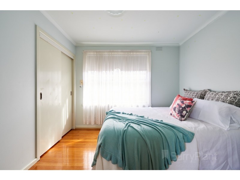 13 Stevenson Avenue, Dandenong North VIC 3175