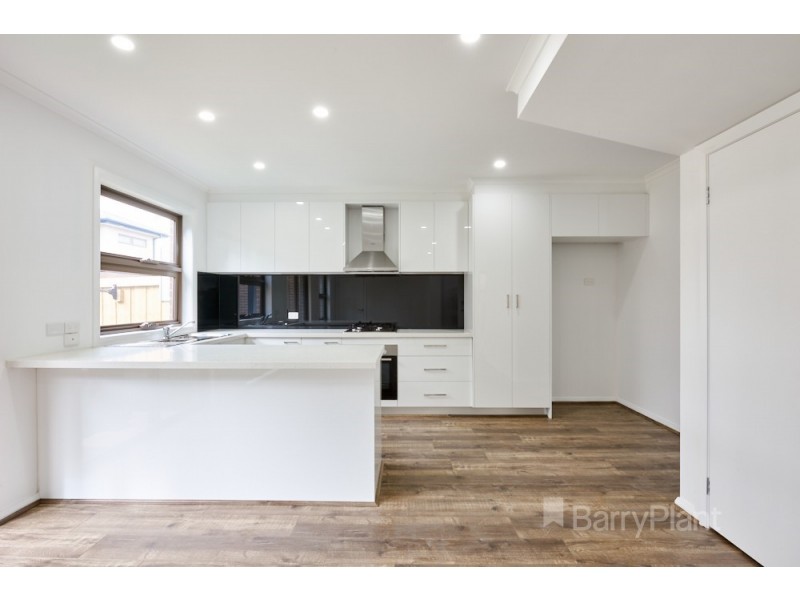 8 Kabi Circuit, Springvale South VIC 3172