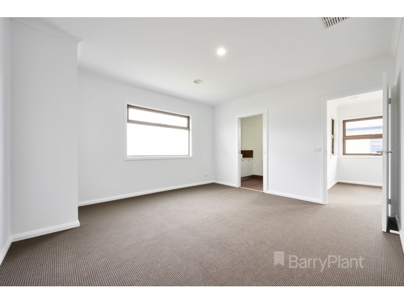 8 Kabi Circuit, Springvale South VIC 3172