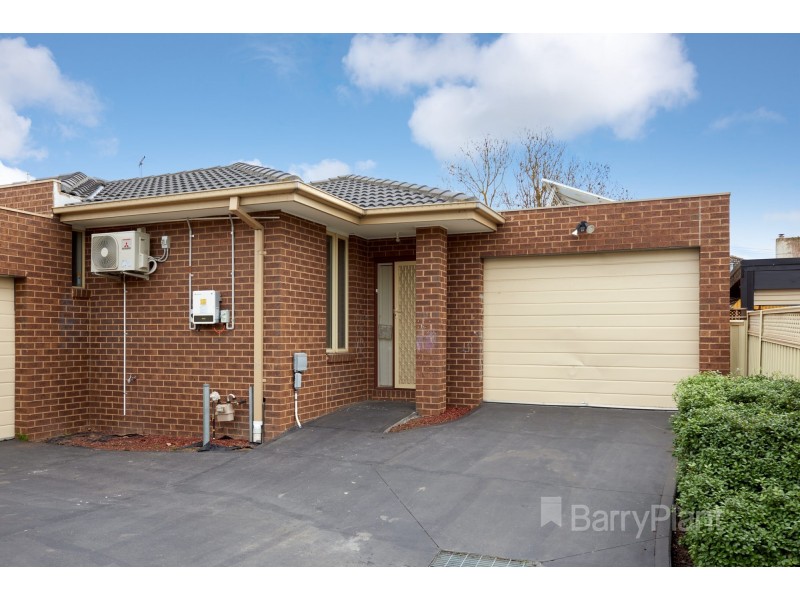 2/8 Scullin Street, Dandenong North VIC 3175