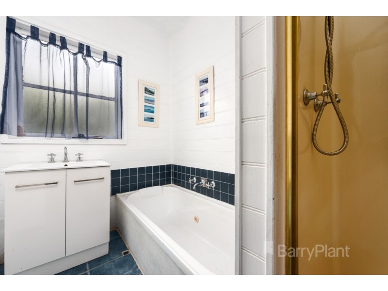 1 Logan Court, Noble Park VIC 3174