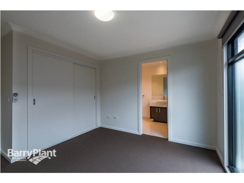 3/13 Wall Street, Noble Park VIC 3174
