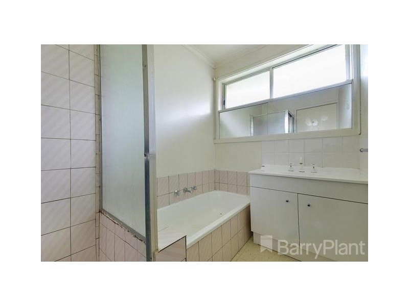 2/94 Douglas Street, Noble Park VIC 3174