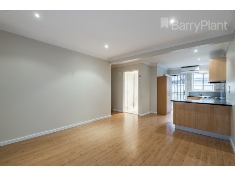 2/1 Reark Avenue, Noble Park VIC 3174