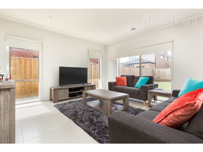 37 Petunia Drive, Keysborough VIC 3173