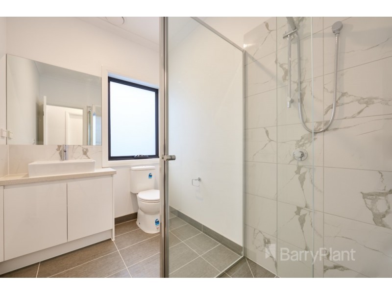 4/4-6 Burrows Avenue, Dandenong VIC 3175