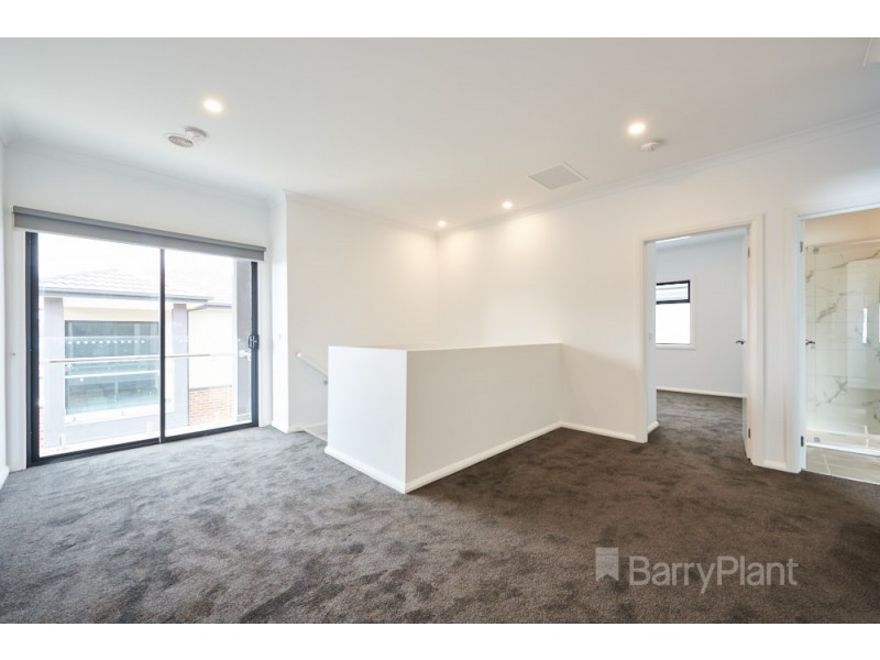 4/4-6 Burrows Avenue, Dandenong VIC 3175