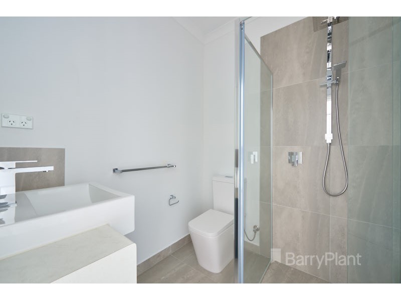 4/11 Holmes Street, Noble Park VIC 3174