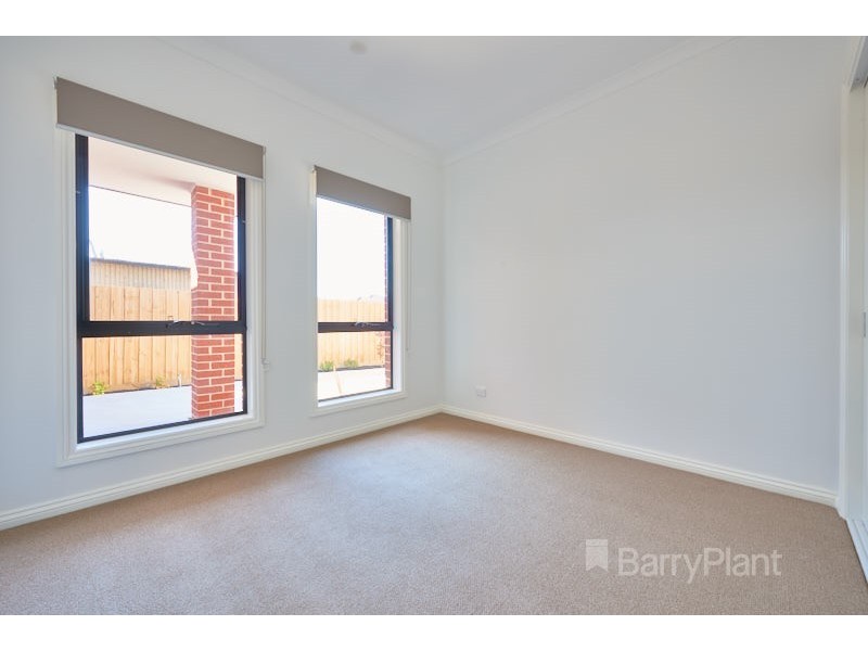 4/11 Holmes Street, Noble Park VIC 3174