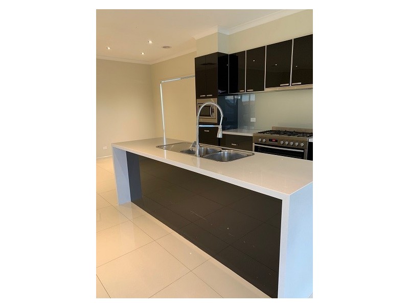 2 Tulip Way, Keysborough VIC 3173