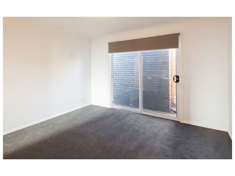 2/24 Jeffers street, Noble Park VIC 3174