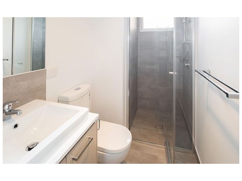 2/24 Jeffers street, Noble Park VIC 3174