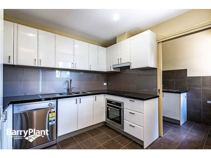 2/7 Ronald Street, Dandenong VIC 3175