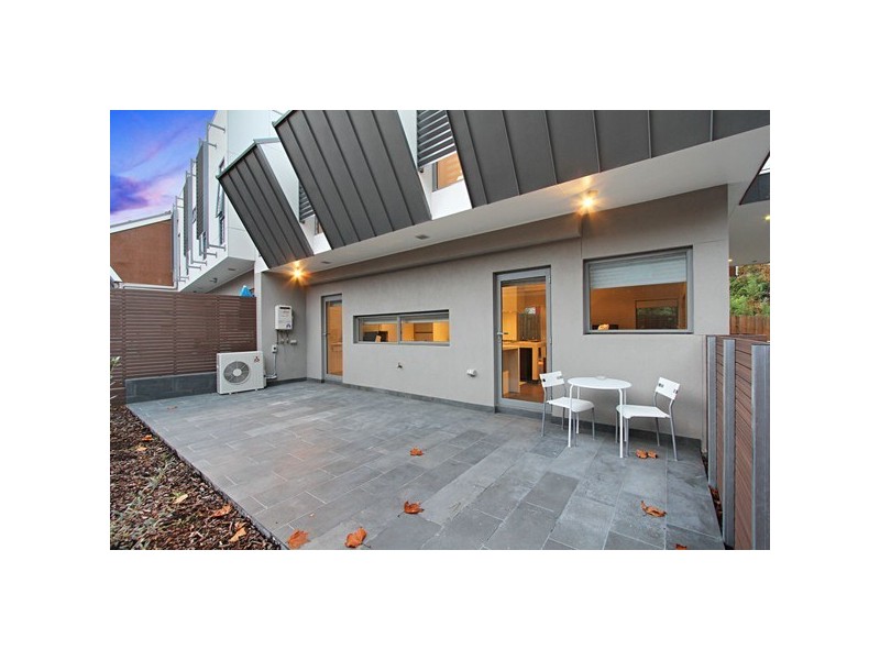 1/7 Heath Avenue, Oakleigh VIC 3166