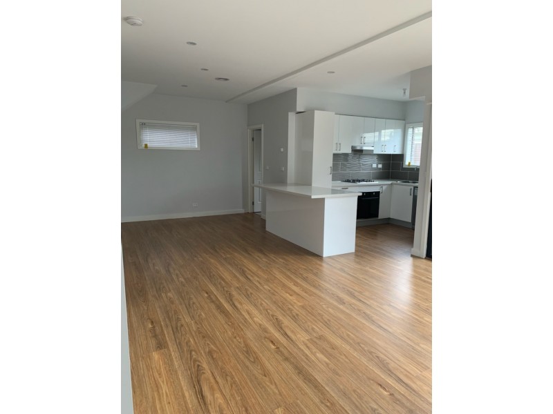 4/3 Chandler Road, Noble Park VIC 3174