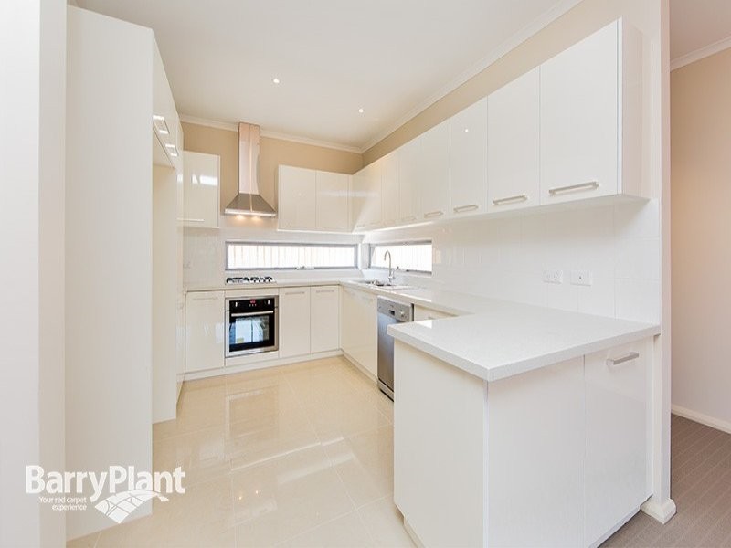 2/6 Kirk Street, Noble Park VIC 3174