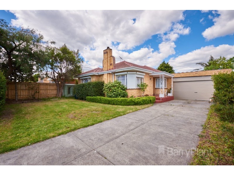 2 Poet Road, Bentleigh East VIC 3165