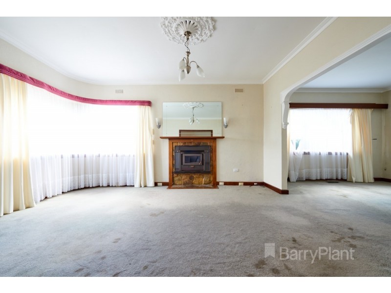 2 Poet Road, Bentleigh East VIC 3165