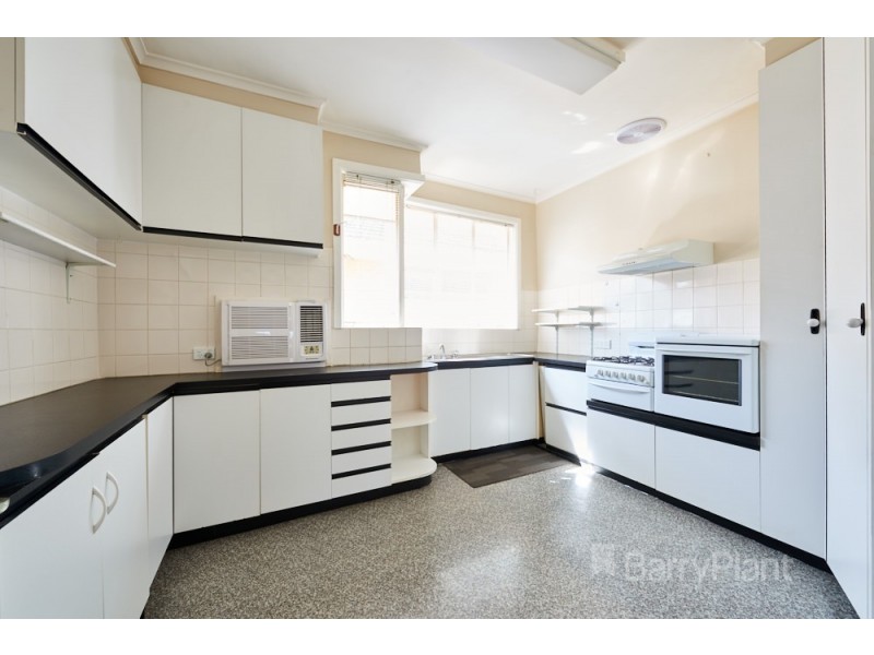 2 Poet Road, Bentleigh East VIC 3165