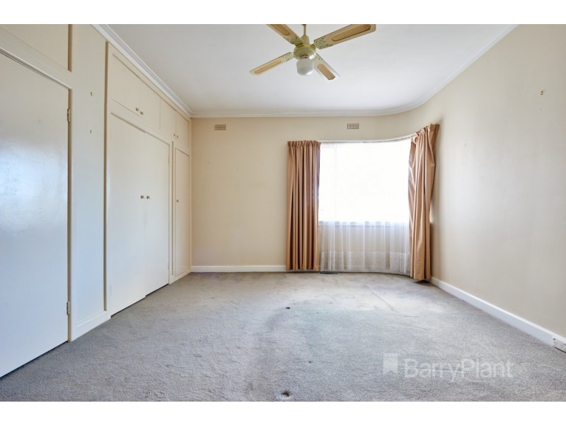 2 Poet Road, Bentleigh East VIC 3165