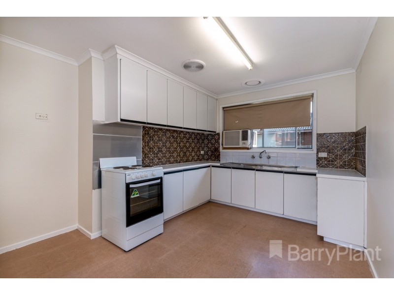 2/1 Henderson Road, Keysborough VIC 3173