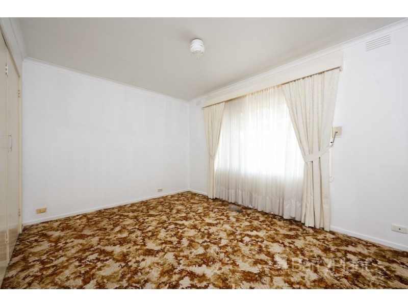 60 Monash Crescent, Clayton South VIC 3169