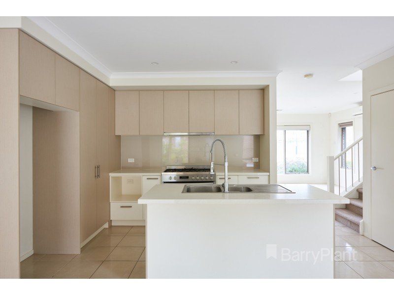 19 Linden Drive, Keysborough VIC 3173