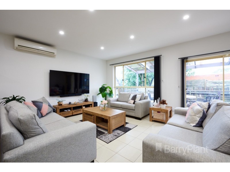 2/26 Olive Road, Eumemmerring VIC 3177