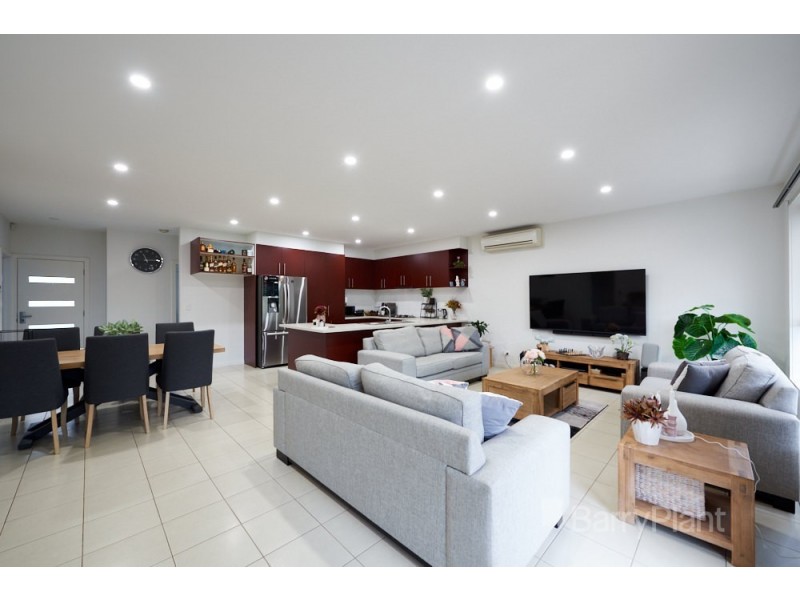 2/26 Olive Road, Eumemmerring VIC 3177