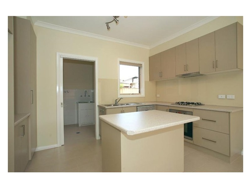 1/8 Valerie Street, Noble Park VIC 3174