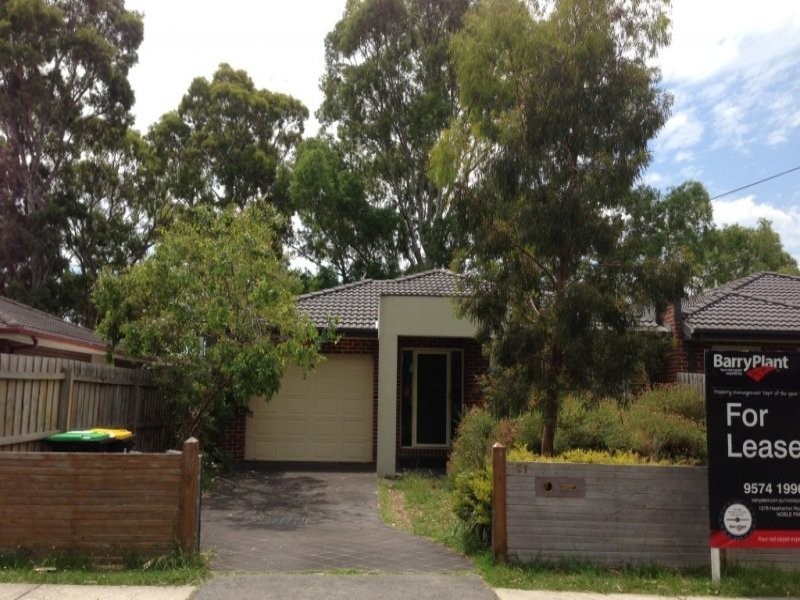 27 Mons Parade, Noble Park VIC 3174