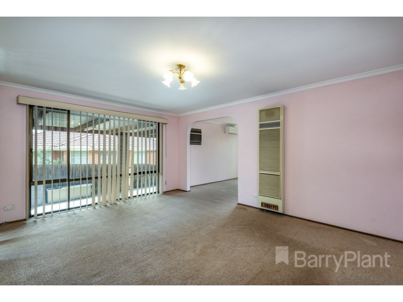 4 Fitzgerald Road, Hallam VIC 3803