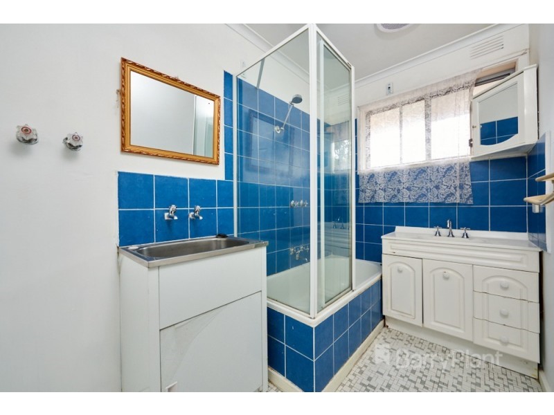 2/23 Fintonia Road, Noble Park VIC 3174